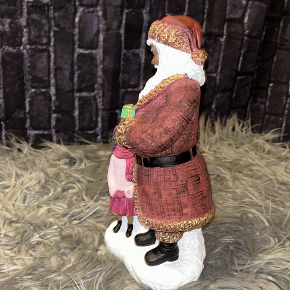 Ebony Treasures African American Santa in Red Coat w/ Gold Trim w/ Girl 10.5" H - Picture 4 of 10